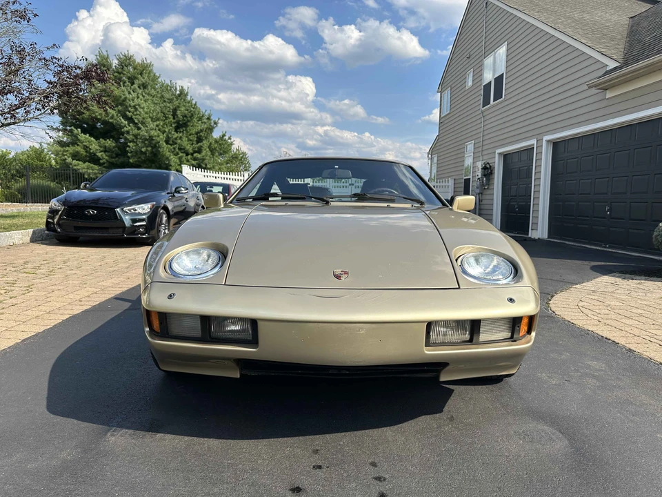 1984 Porsche 928 S - Image 28 of 31