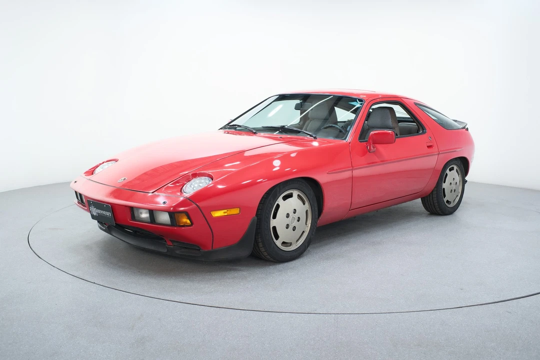 1984 Porsche 928 S - Image 6 of 21