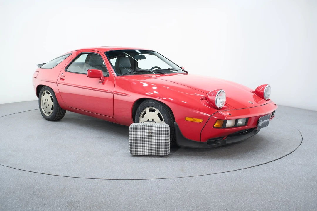 1984 Porsche 928 S - Image 12 of 21