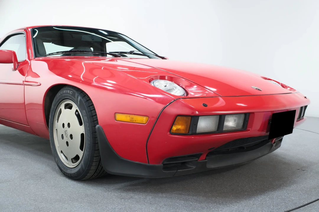 1984 Porsche 928 S - Image 14 of 31