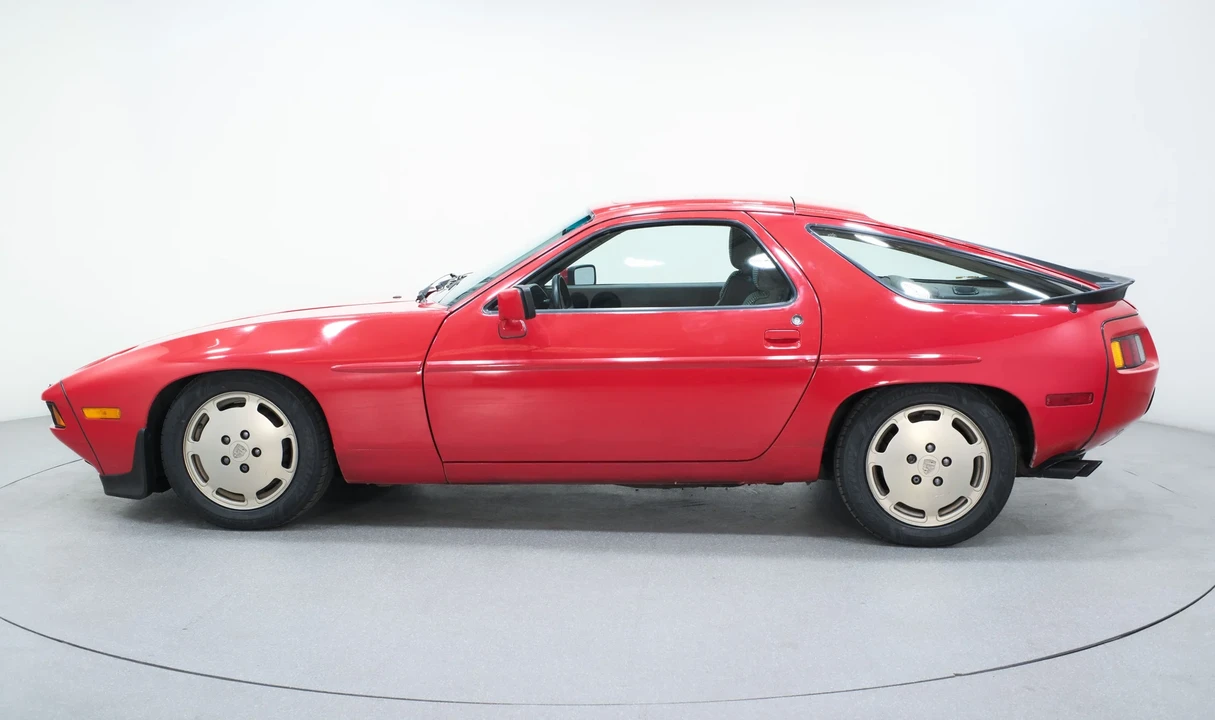1984 Porsche 928 S - Image 5 of 31