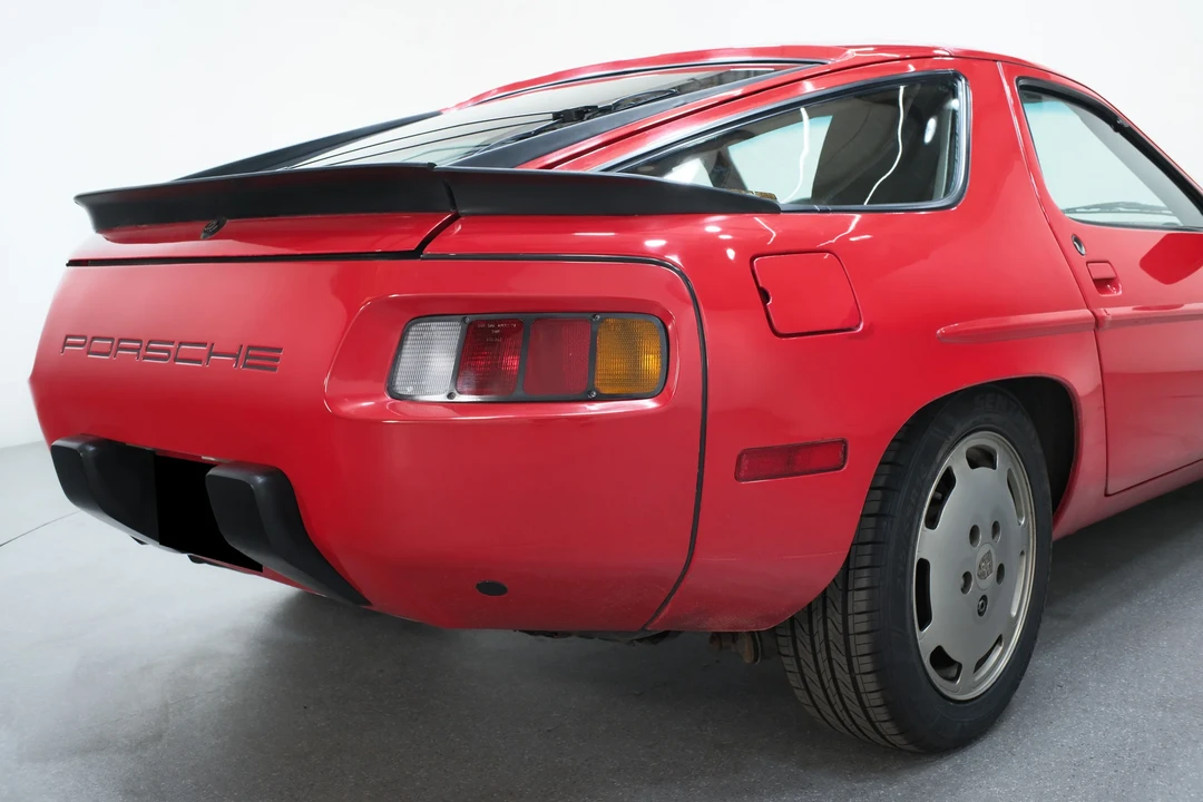 1984 Porsche 928 S - Image 20 of 31