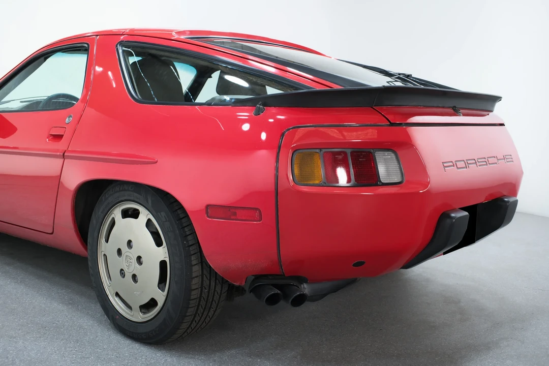 1984 Porsche 928 S - Image 19 of 31