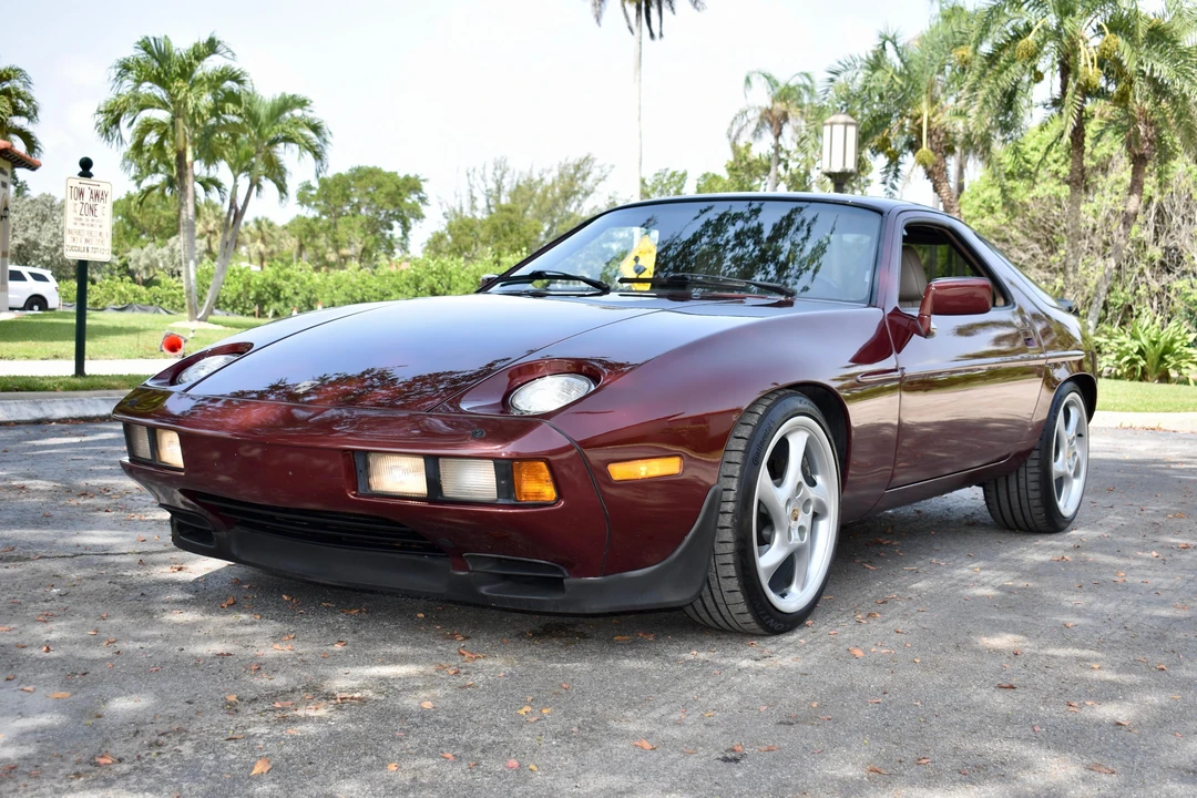 1984 Porsche 928 S - Image 11 of 31