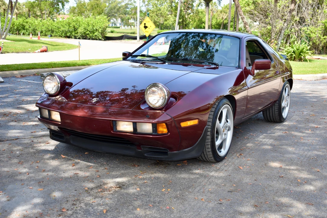1984 Porsche 928 S - Image 12 of 31