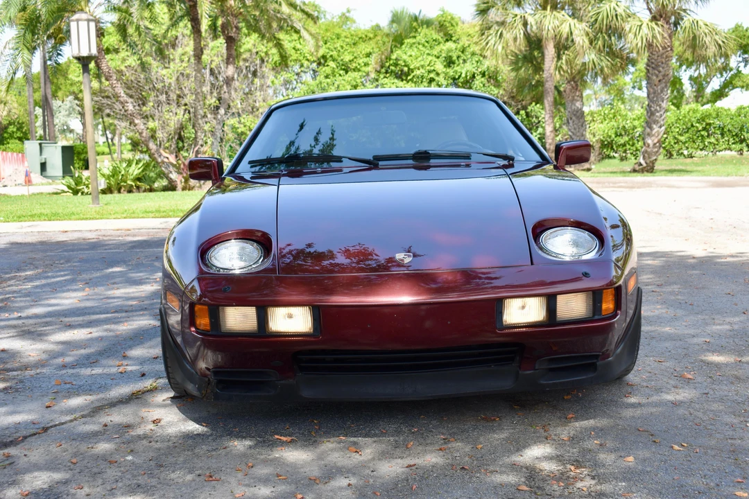 1984 Porsche 928 S - Image 8 of 31