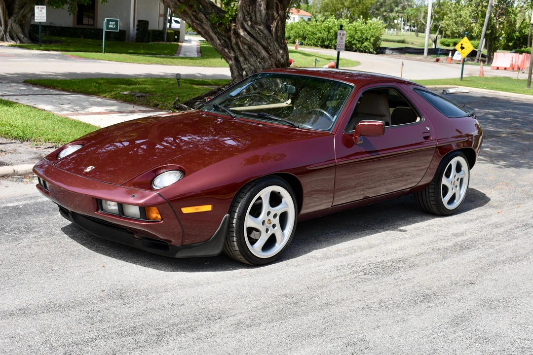 1984 Porsche 928 S - Image 17 of 31