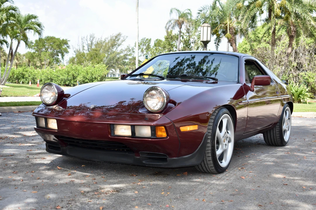 1984 Porsche 928 S - Image 15 of 31