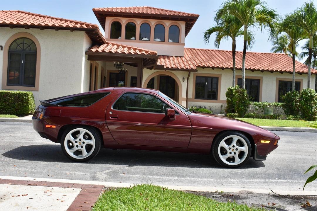 1984 Porsche 928 S - Image 21 of 31