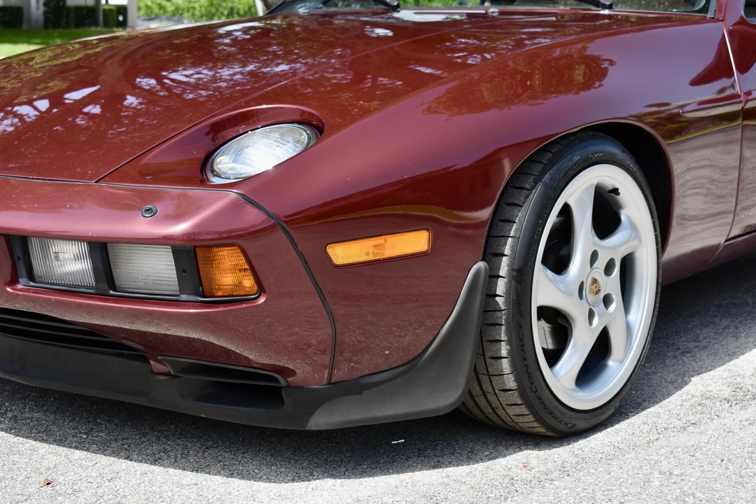 1984 Porsche 928 S - Image 26 of 31