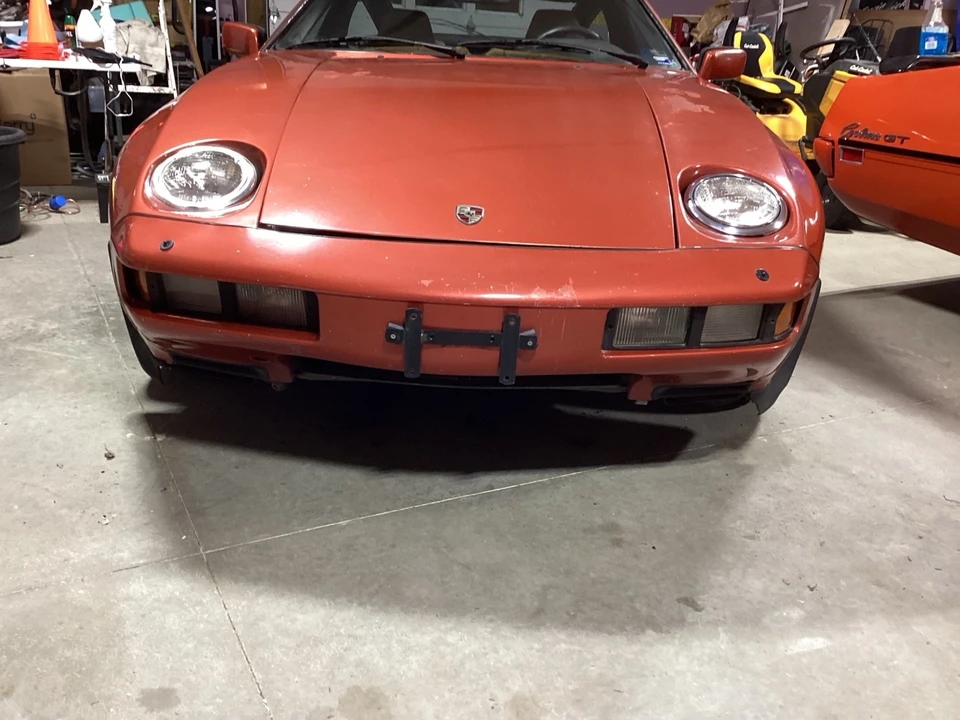 1984 Porsche 928 S - Image 7 of 21