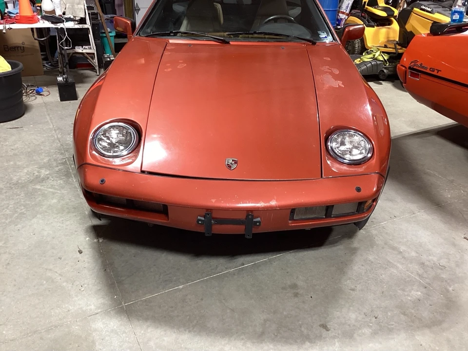 1984 Porsche 928 S - Image 4 of 21