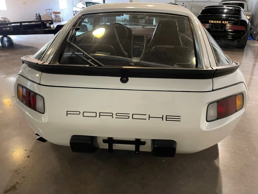 1984 Porsche 928 S - Image 3 of 10