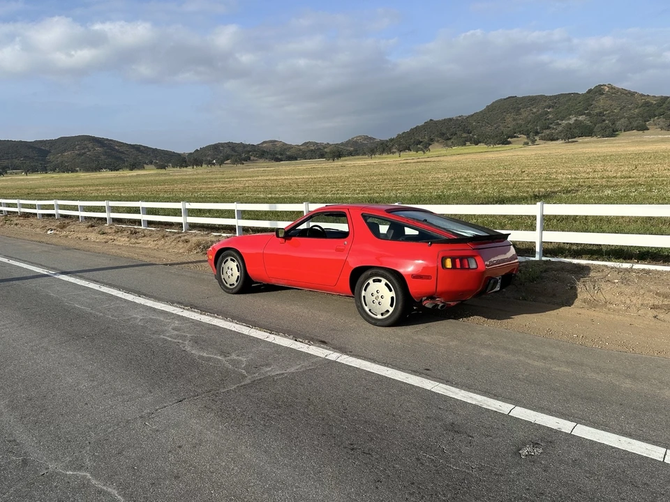 1984 Porsche 928 S - Image 8 of 25