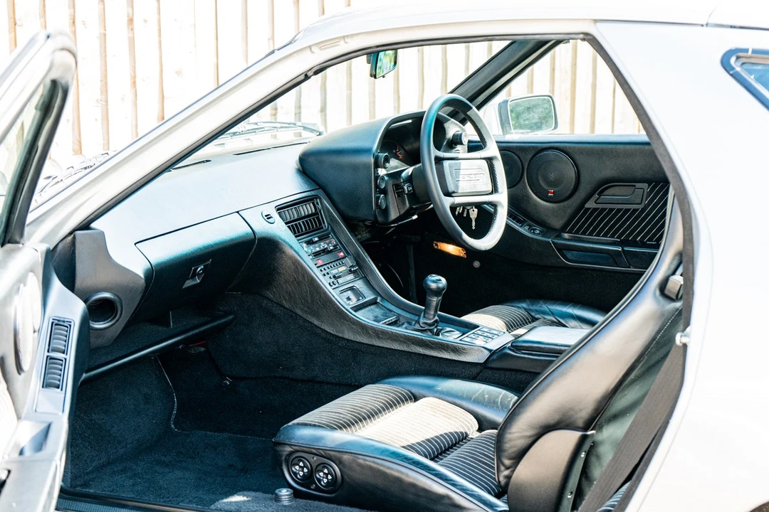 1984 Porsche 928 S - Image 9 of 30