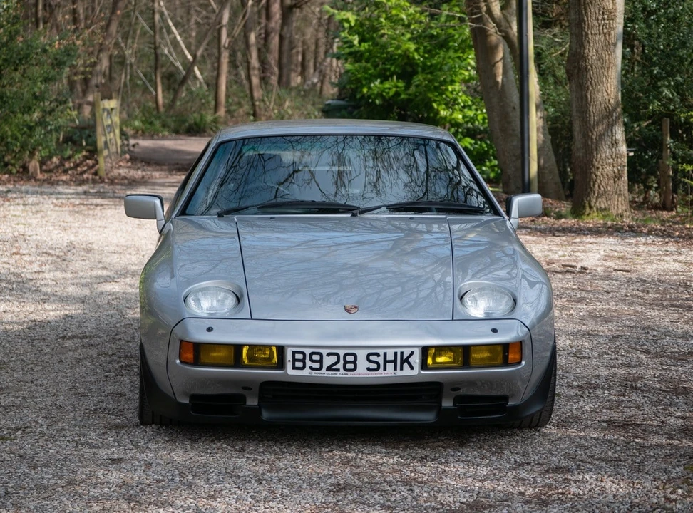 1984 Porsche 928 S - Image 12 of 30