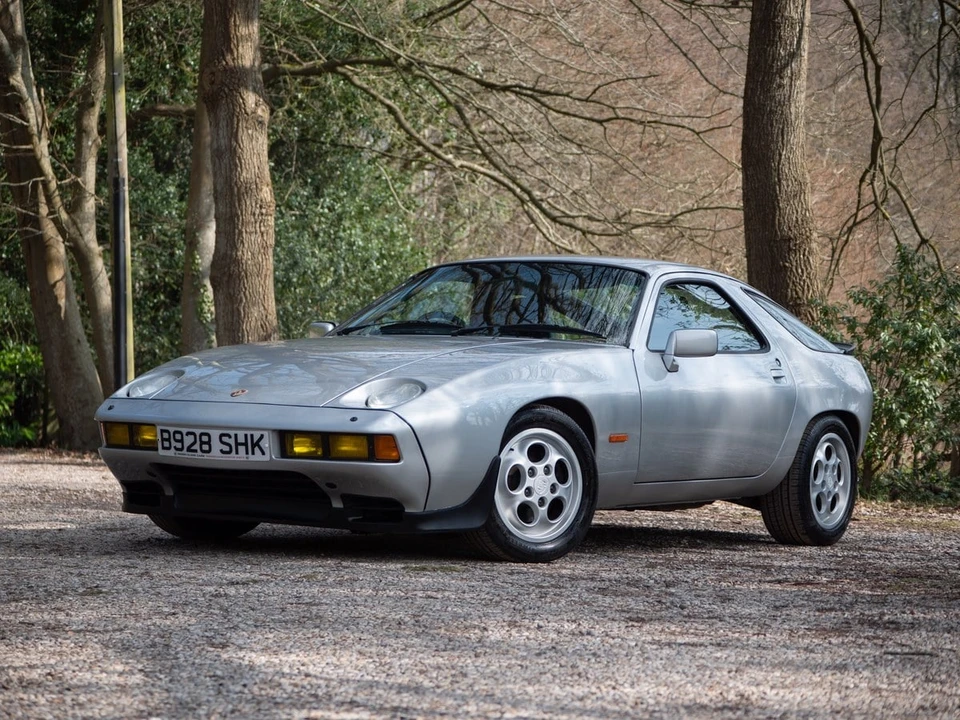 1984 Porsche 928 S - Image 8 of 30