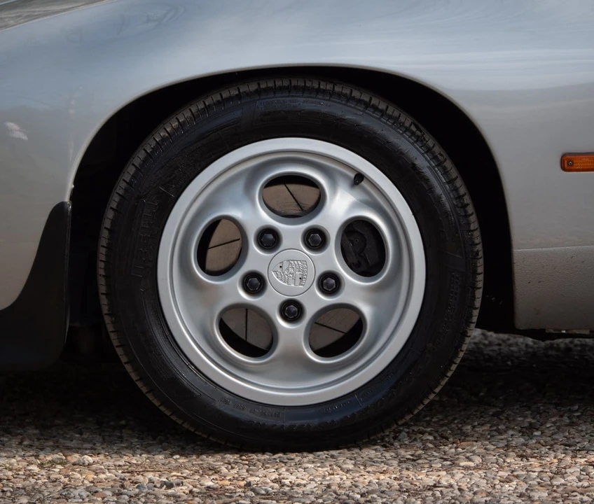 1984 Porsche 928 S - Image 20 of 30