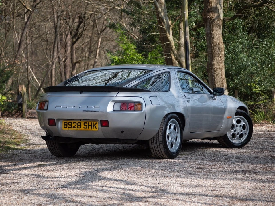 1984 Porsche 928 S - Image 16 of 30
