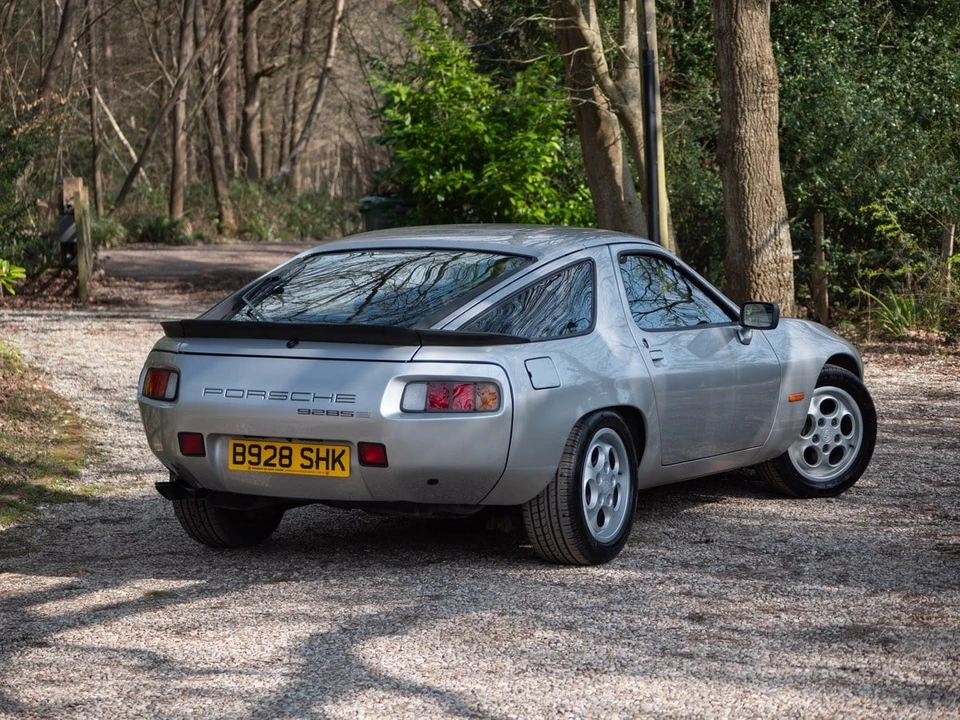 1984 Porsche 928 S - Image 17 of 30