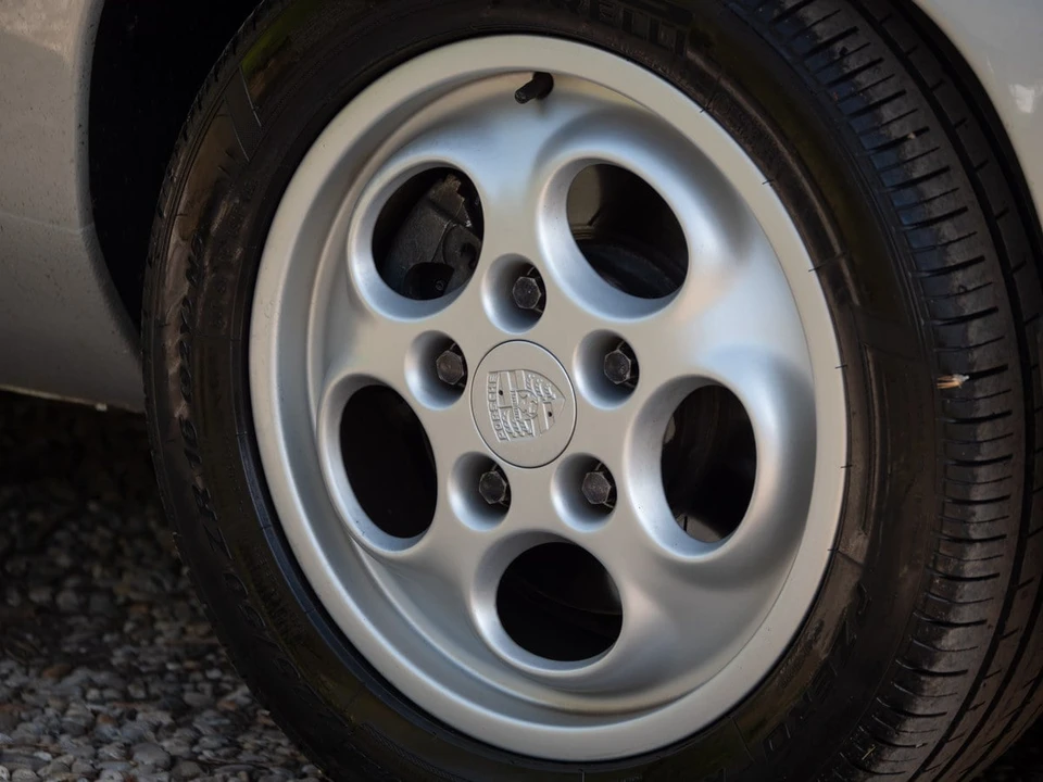 1984 Porsche 928 S - Image 29 of 30