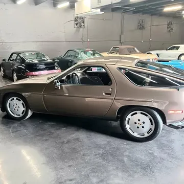 1984 Porsche 928 S