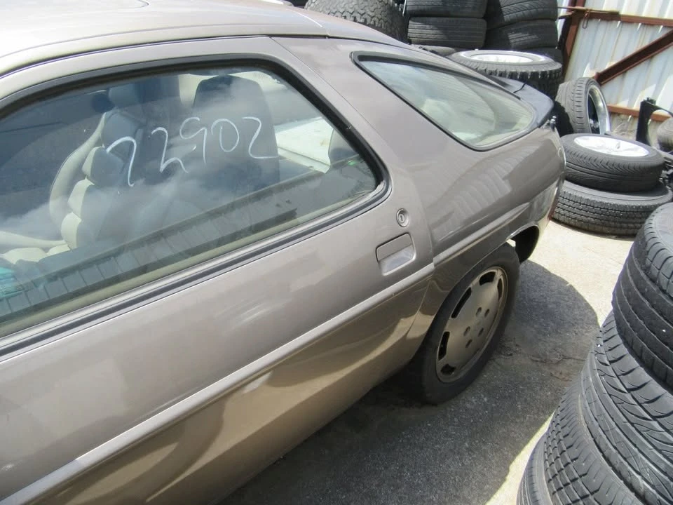 1984 Porsche 928 S - Image 7 of 20