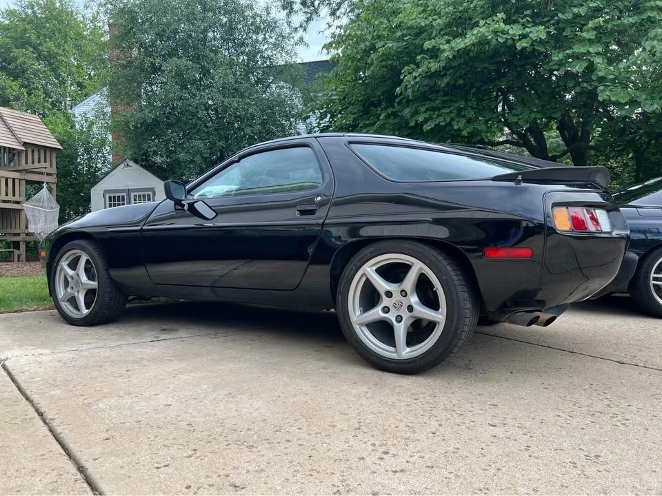 1984 Porsche 928 S - Image 4 of 20