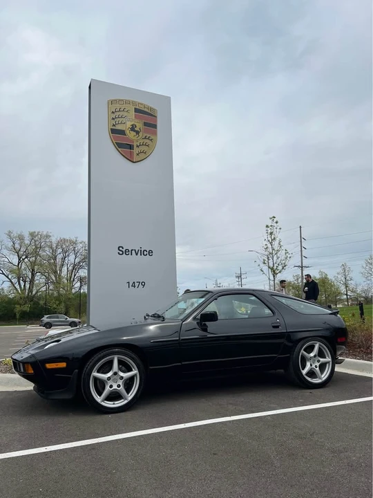1984 Porsche 928 S - Image 8 of 20