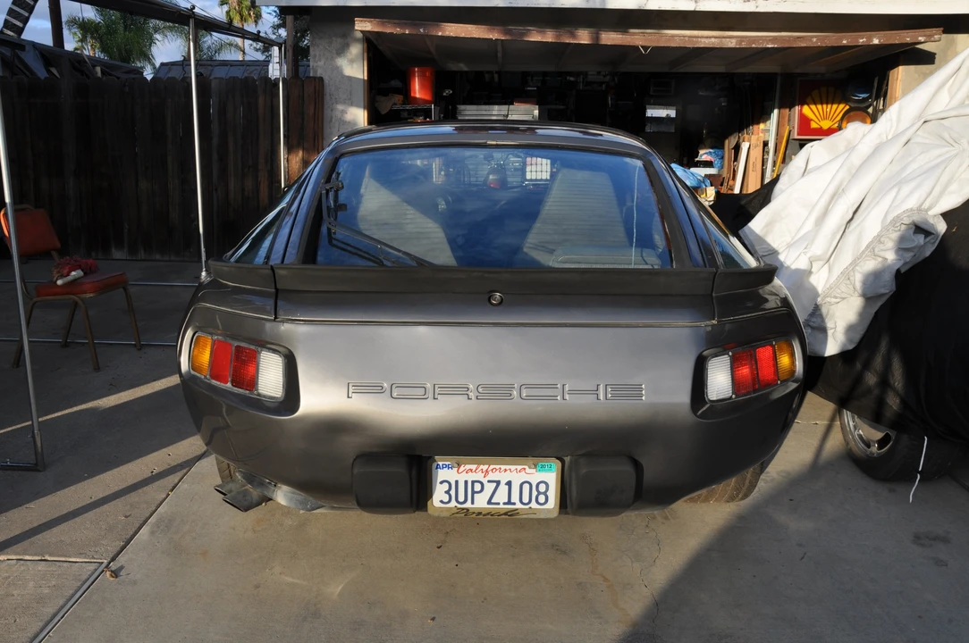1984 Porsche 928 S - Image 5 of 31