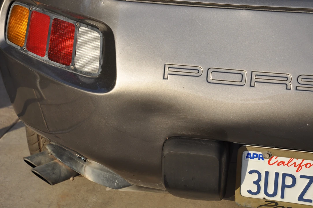 1984 Porsche 928 S - Image 6 of 31
