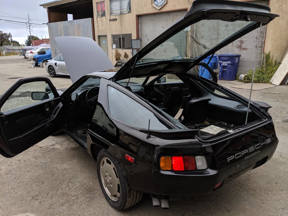 1984 Porsche 928 S - Image 23 of 31