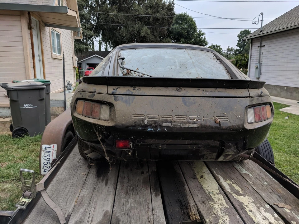 1984 Porsche 928 S - Image 6 of 31