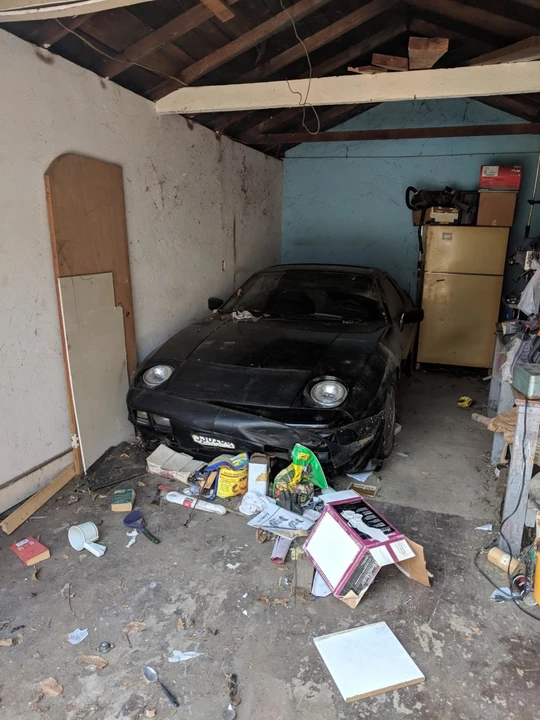 1984 Porsche 928 S - Image 2 of 31
