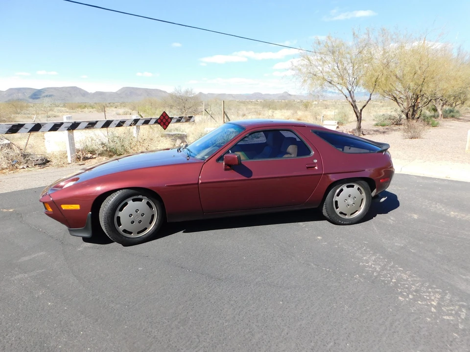 1984 Porsche 928 S - Image 4 of 31
