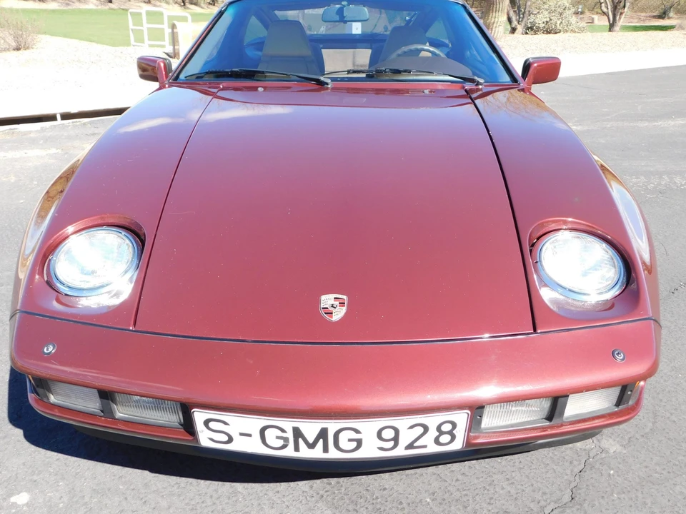 1984 Porsche 928 S - Image 17 of 31