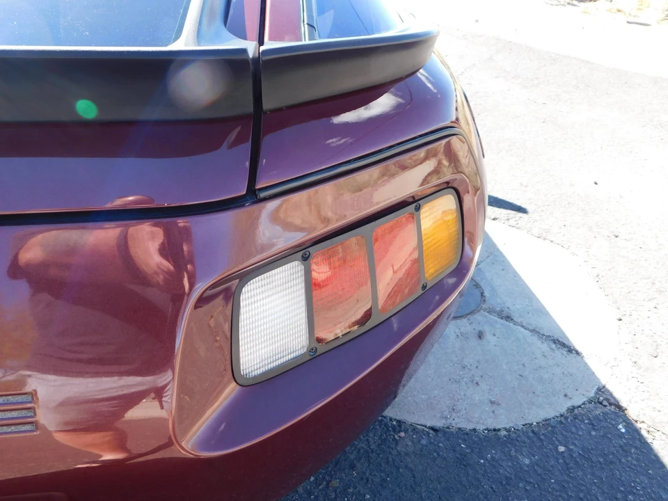 1984 Porsche 928 S - Image 22 of 31