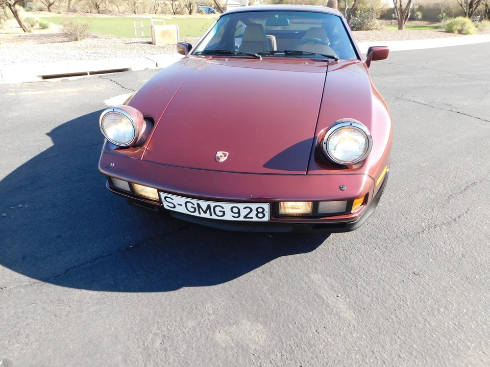 1984 Porsche 928 S - Image 14 of 31