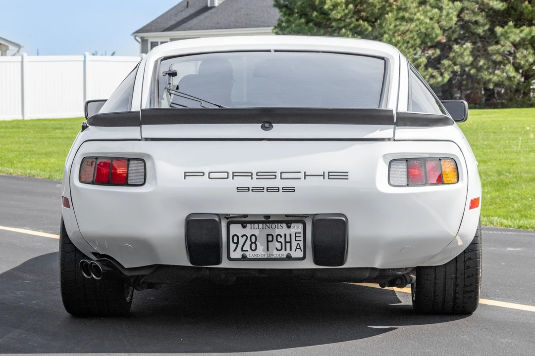 1984 Porsche 928 S - Image 6 of 31