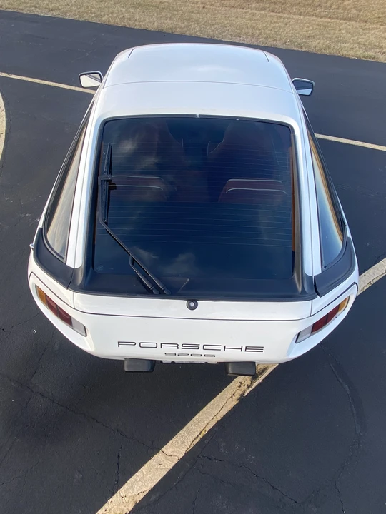1984 Porsche 928 S - Image 12 of 31