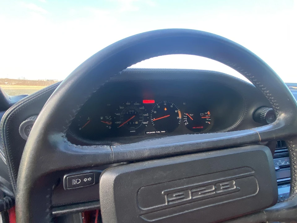 1984 Porsche 928 S - Image 26 of 31
