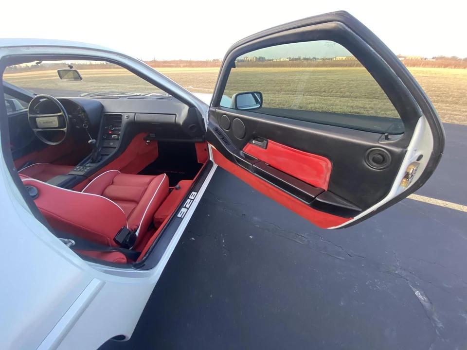 1984 Porsche 928 S - Image 31 of 31