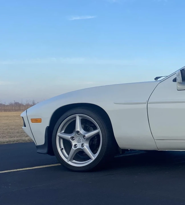 1984 Porsche 928 S - Image 10 of 31