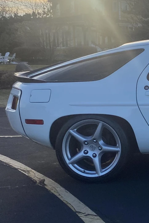 1984 Porsche 928 S - Image 15 of 31