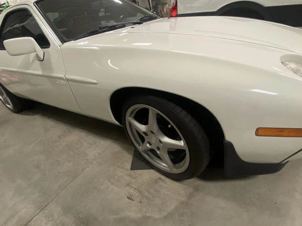1984 Porsche 928 S - Image 20 of 31
