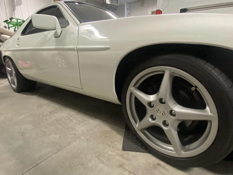 1984 Porsche 928 S - Image 19 of 31