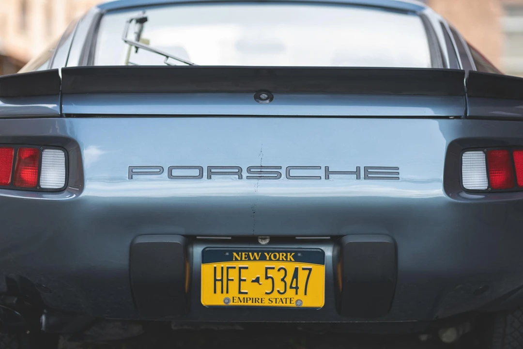 1984 Porsche 928 S - Image 14 of 31