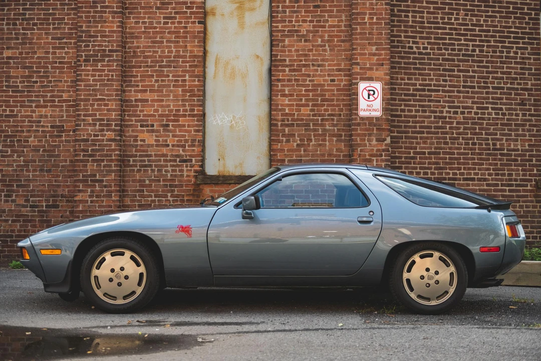 1984 Porsche 928 S - Image 3 of 31