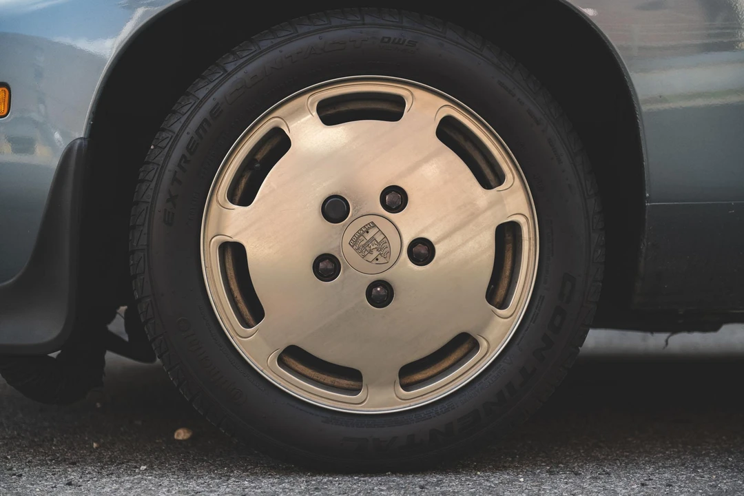 1984 Porsche 928 S - Image 30 of 31