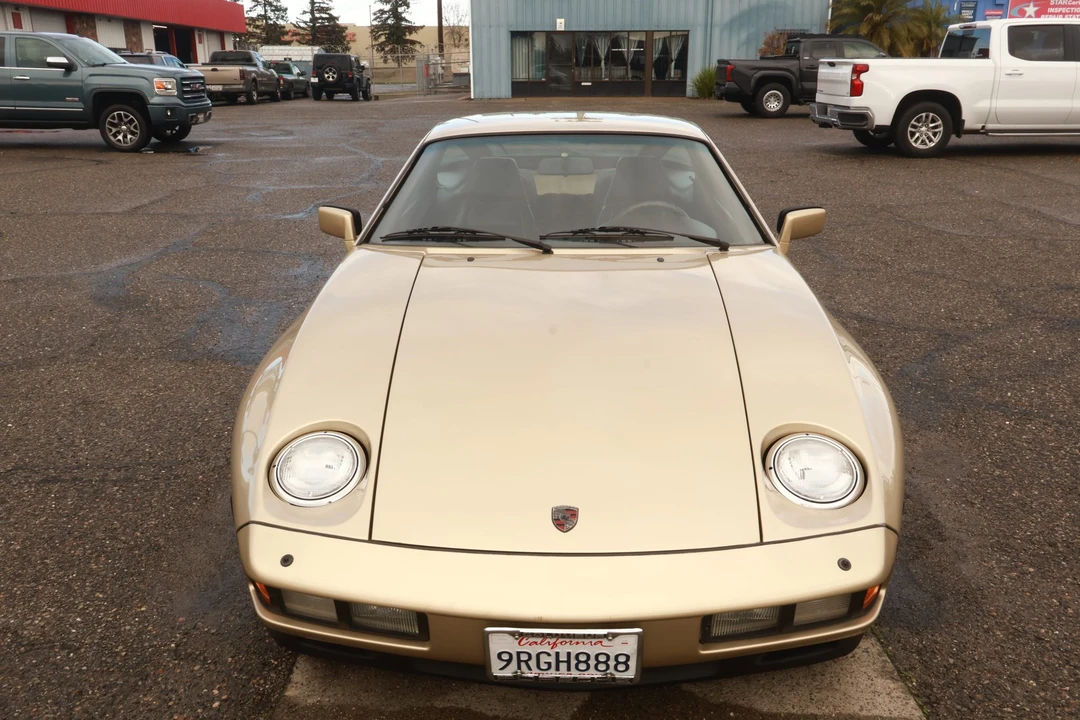 1984 Porsche 928 S - Image 3 of 31